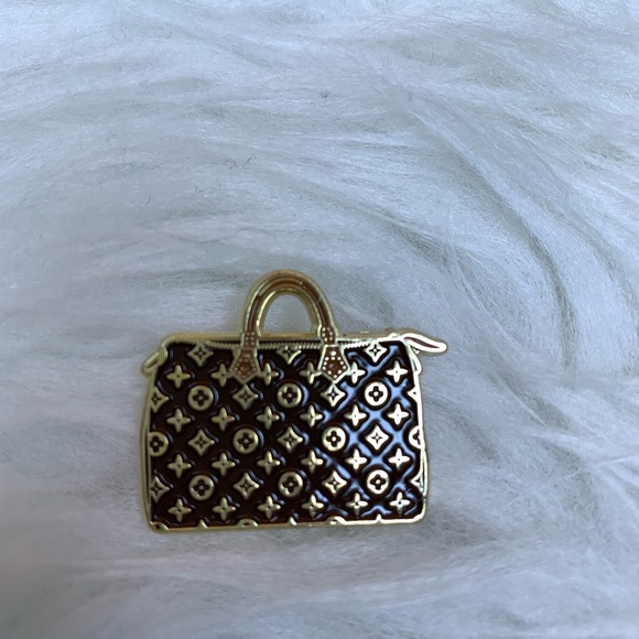 MINI BOSTON BAG PIN BROOCH - Picture 3 of 16